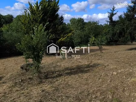 terrain 1320 m² saint-sardos