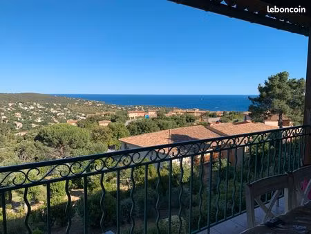 bel appartement 36m2 terrasse vue mer