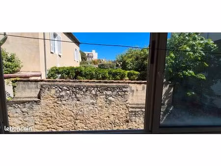 appartement rénové 56m2 mourillon balcon 5 minutes de la mer