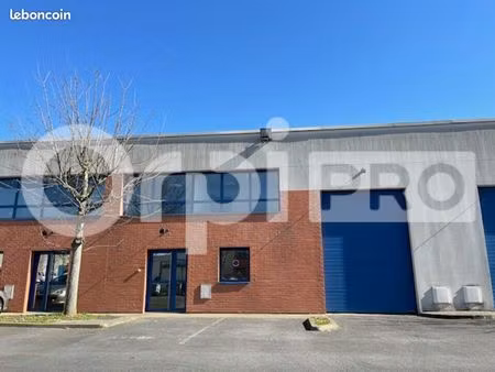local d'activité 187 m²