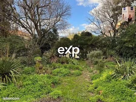 terrain 400 m² toulon