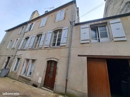 immeuble 203 m² saint yrieix la perche