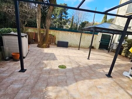 t3 - 56 m² + jardin privatif 83m² + parking prive + box 10m²