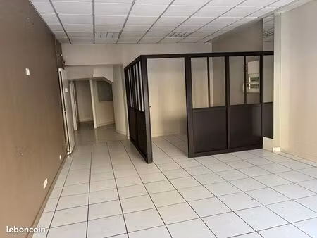 local commercial 100 m²