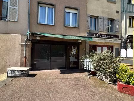 local commercial centre-ville