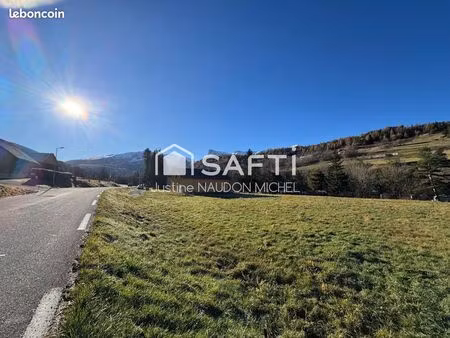 terrain 1070 m² devoluy