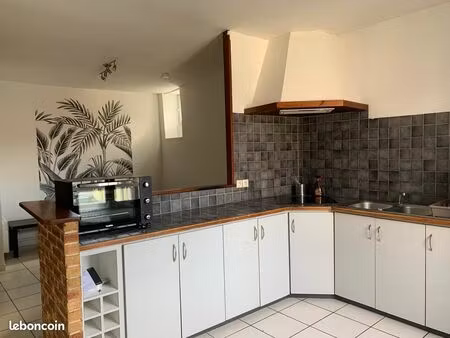 t2 meublé 37 m² – 620 cc – montereau (ville basse)