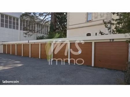 garage/box gap