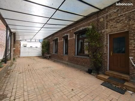 longère 5 pièces 143 m²