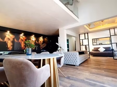 magnifique villa mitoyenne quartier prisé fréjus