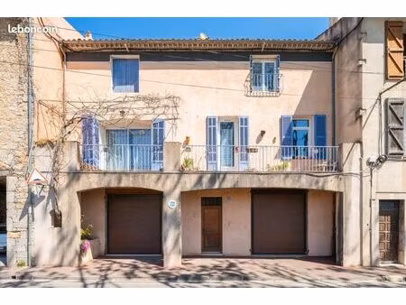 maison 7 pièces 310 m²