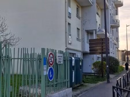 appartement 4 pièces de 78 08 m² avec box à 5 min à pied de la gare de melun