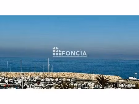 six fours  vue mer panoramique a 50m. des plages