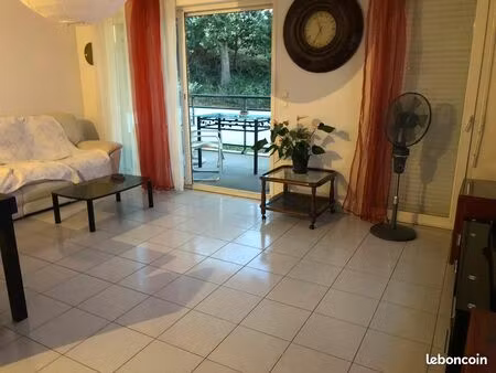 bel appartement fréjus