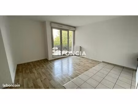 appartement 3 pièces 60.73m² à louer 860 - melun 77000