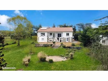 maison 9 pièces 187 m²