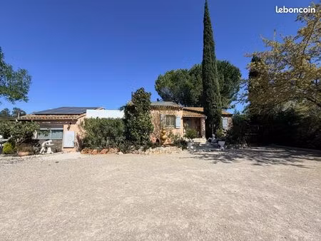 demeure 4 pièces 140 m²