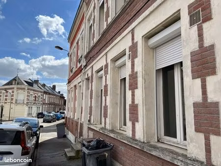 appartement à louer à saint-quentin  direct proprietaire  51m2  centre-ville  570/mois cc