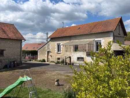 corps de ferme avec grands bâtiments – fort potentiel – 3 700 m² – colligis-crandelain
