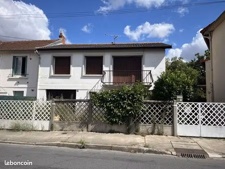 maison 4 pièces 85 m²