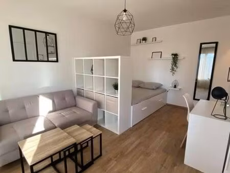 studio meublé rénové + garage + cave – rentabilité ~10% – montluçon