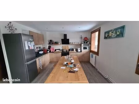 vends lot constitué de 2 appartements