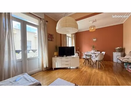 appartement 3 pièces 65 m²