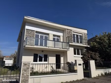 villa 6 pièces 160 m²