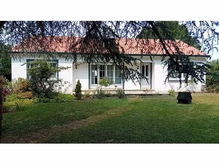 maison a vendre de 120m2 avec dependence de 100m2