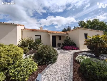 maison 6 pièces 133 m²