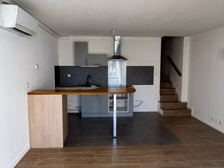 t2 refait à neuf  centre ville