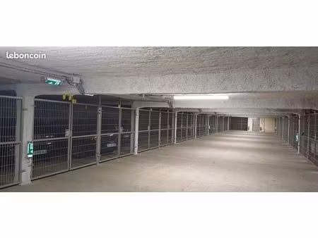 location garage centre vichy