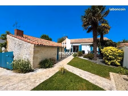 propriété 6 pièces 161 m²