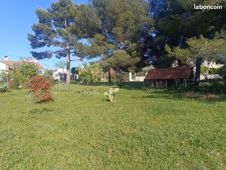 terrain 726 m² saint-cyr-sur-mer