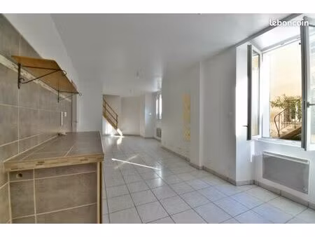 t2 45 m2 rénové + cave