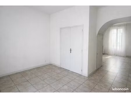 appartement f3 de 84 m²