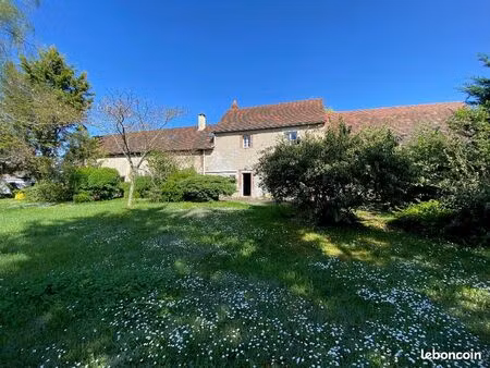 ferme 6 pièces 215 m²