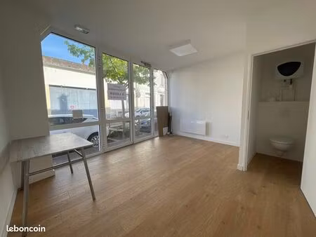 beau local professionnel ou commercial vichy