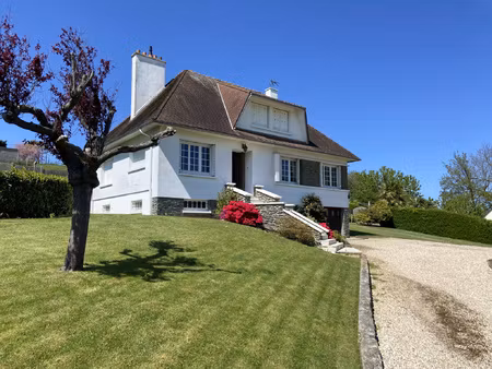 maison indépendante t5 de 141 m2 sur parcelle de 1650 m2 à s