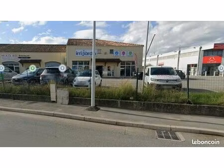local commercial/artisanal 3*100m2 - za du grand pont - grimaud