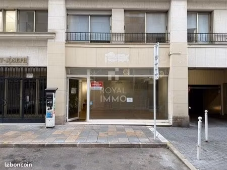 local commercial 46 m² toulon