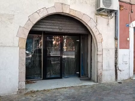 local professionnel commercial