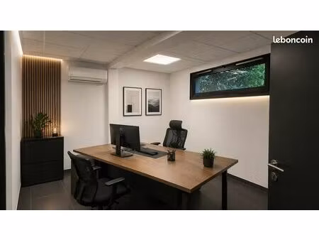 bureau pièce privé - fréjus capitou