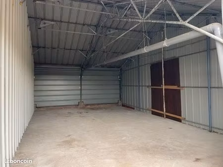 loue hangar 70 m2