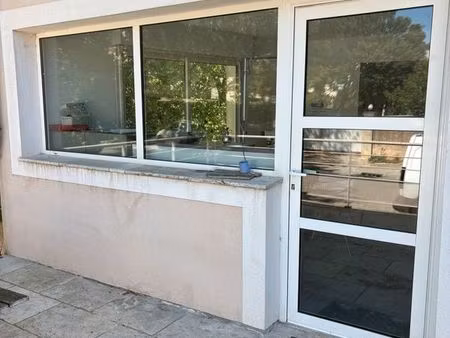 bueau à louer