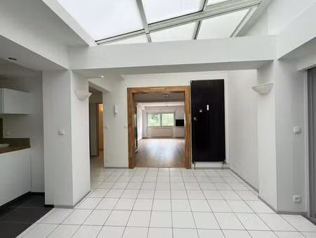 location appartement 4 pièces à saint-brieuc (22000) : à louer 4 pièces / 106m² saint-brie