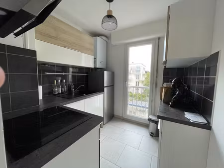 vente appartement t2 de 46 m² avec balcon  cave et parking en sous-sol