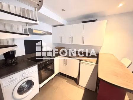 ensemble immobilier rénové – 2 duplex meublés à lyon 3