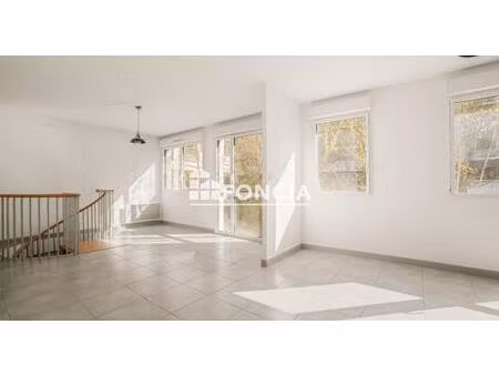 la buire appartement t2 avec garage