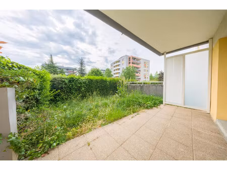 appartement 2 pièces avec jardin de 25 m² - cave - parking